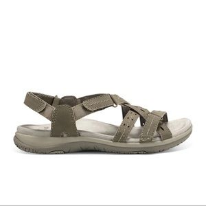 BNIB Earth Origins ‘Sailor’ Sz 9M